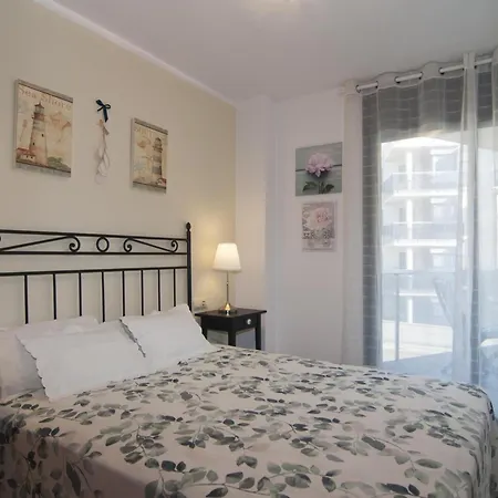 Apartamento Espectacular Con Piscina Y Parking En - Hisp-7-31 *